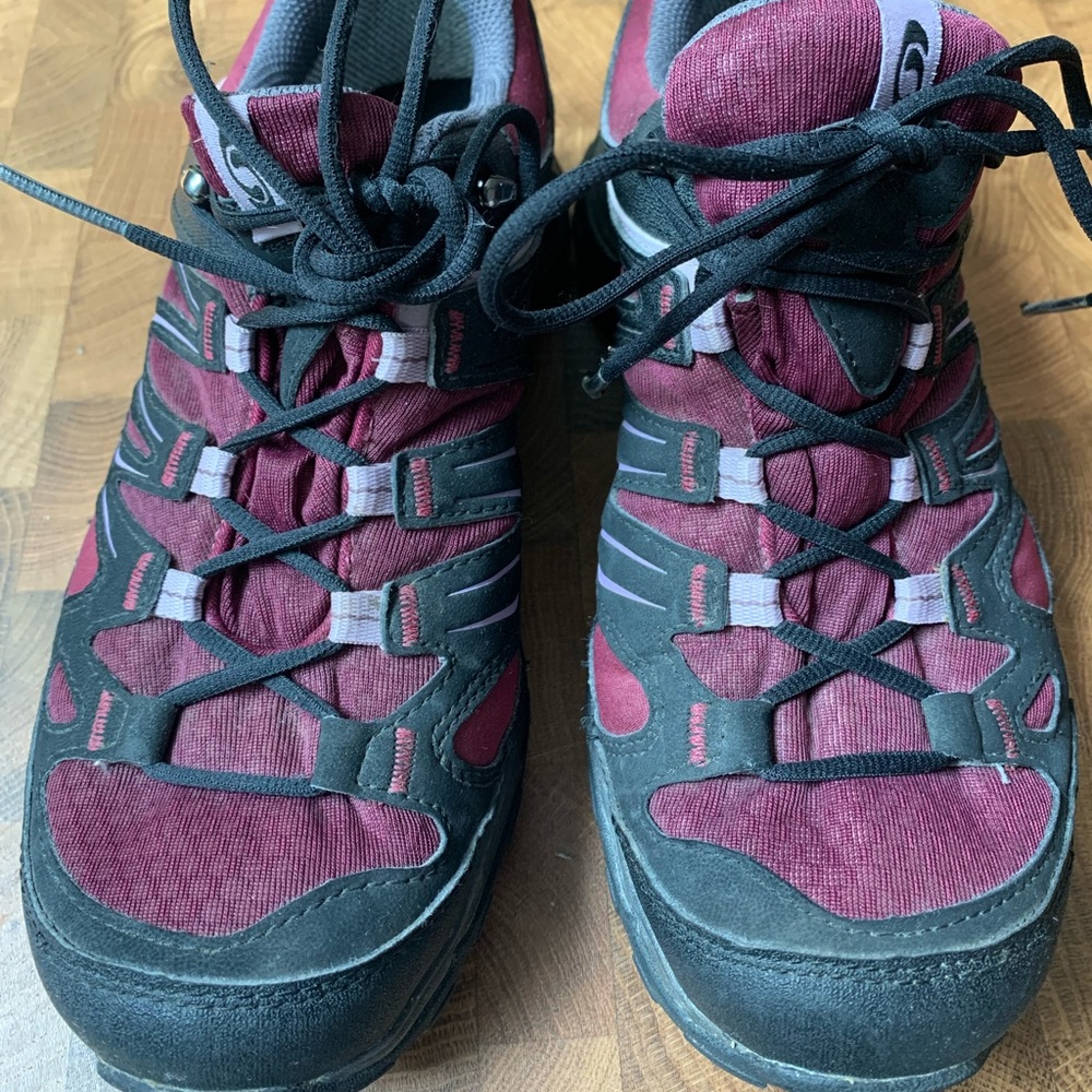 Hiking shoes Salomon Contagrip Goretex size 5